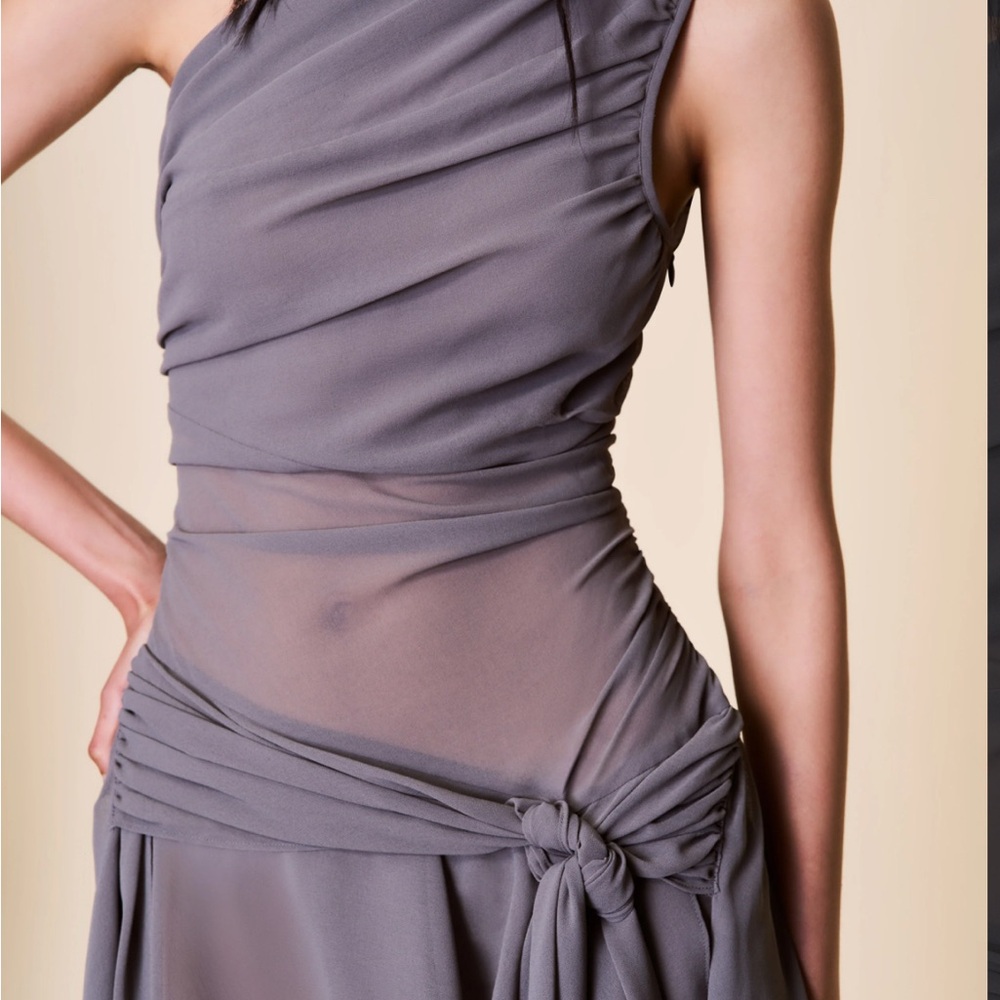 Danielle Guizo Elegant Gunmetal One-Shoulder Dress - Picture 3 of 6